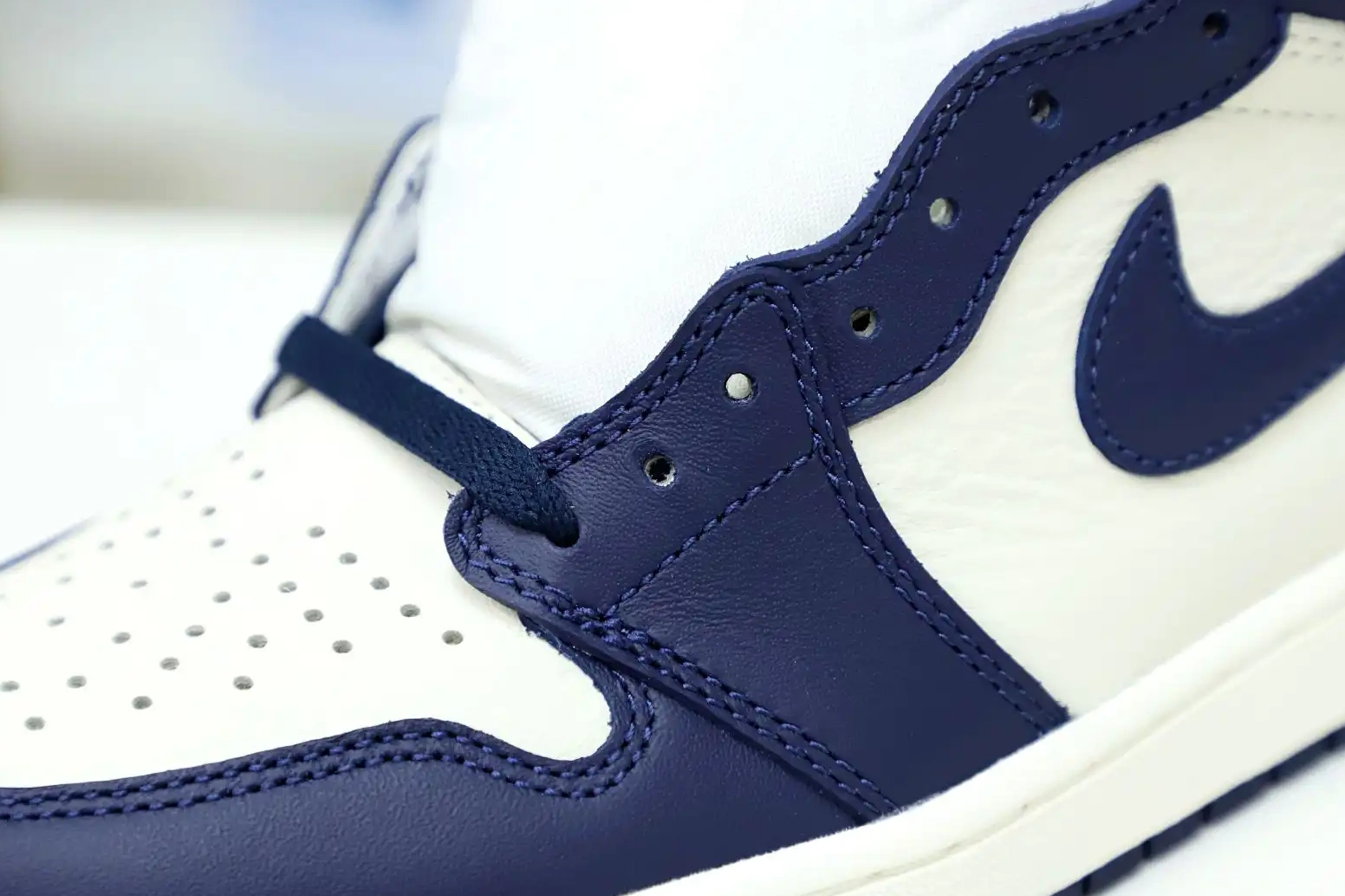 RETRO 'OBSIDIAN' OG JORDAN Kimikick AIR HIGH 1 0522
